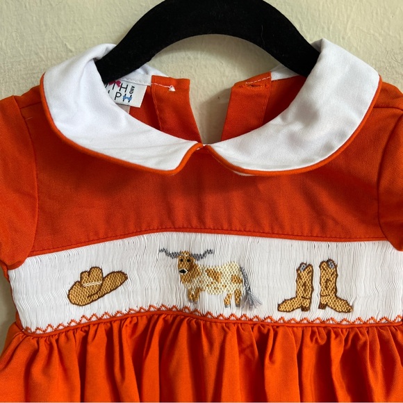 Ruth and Ralph Sz18m Baby Girls Orange Longhorn Smocked Embroidered Dress Sz18m - Picture 2 of 3